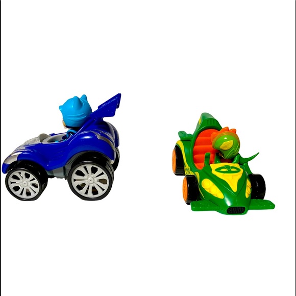 SOLD SET of 2 — PJ Masks Action Figures & Vehicle Playset. - Picture 8 of 11